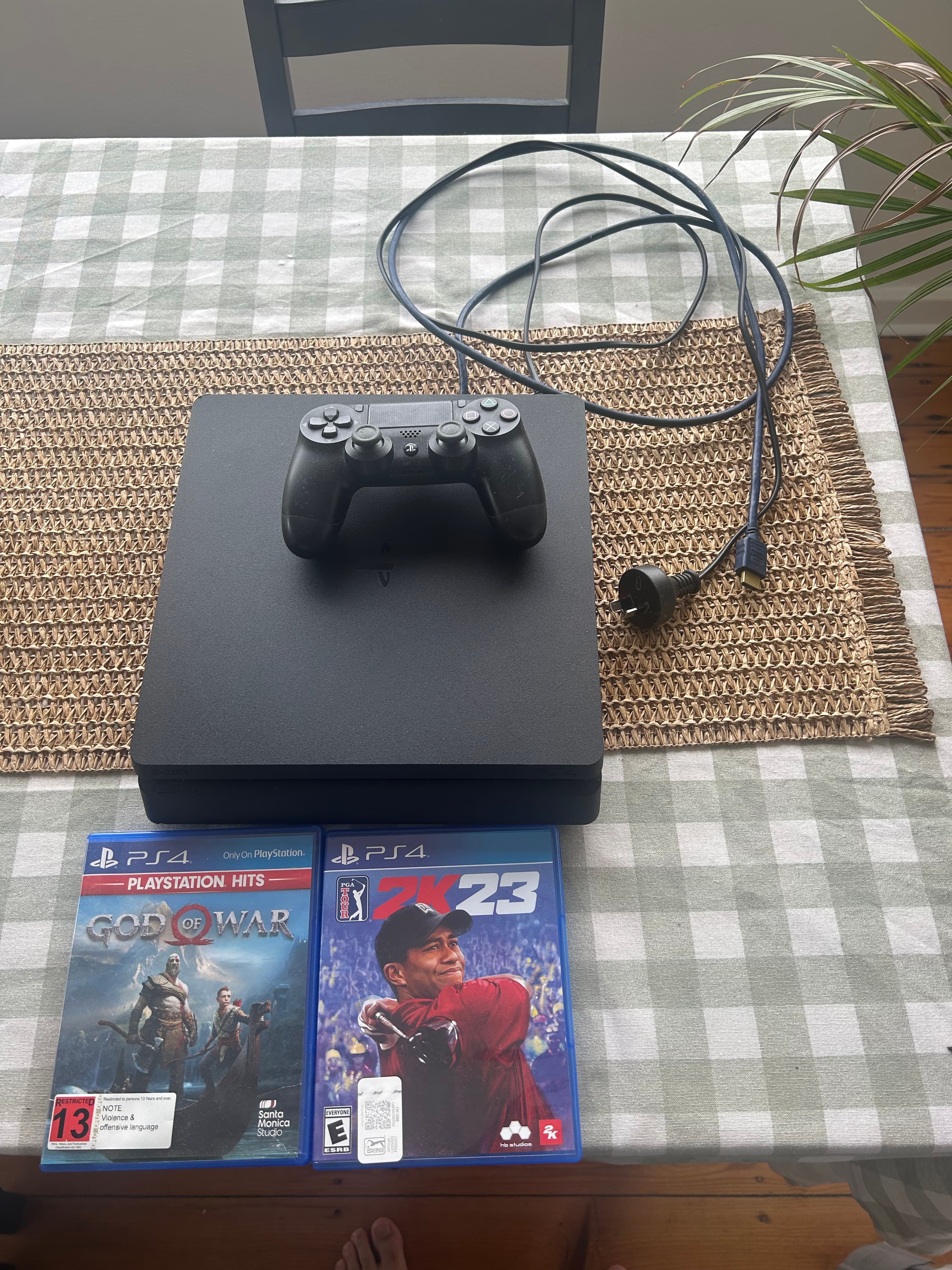 PS4